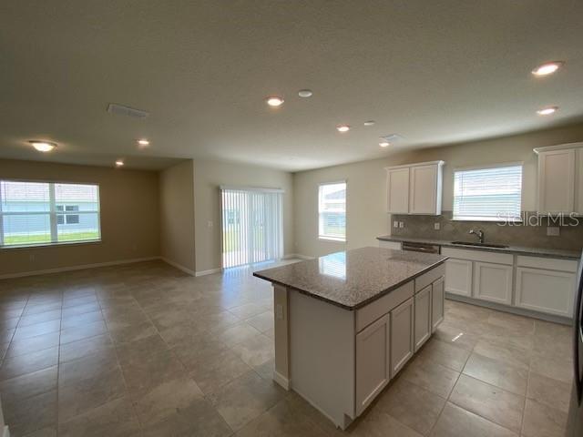 Foto del edificio - 1147 Sugarwood St