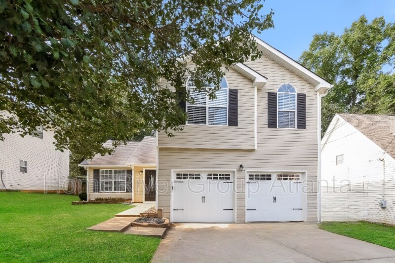 Foto principal - 7551 Clear Creek Dr
