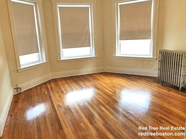 Foto del edificio - 1350 Commonwealth Ave