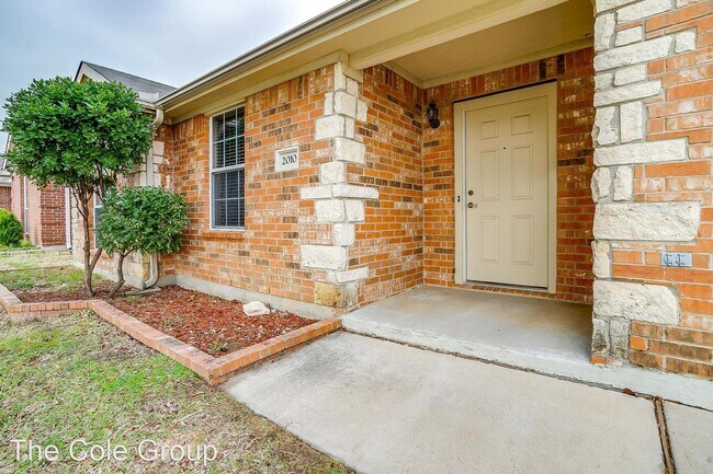 Building Photo - 3 br, 2 bath House - 2010 Wahoo Dr