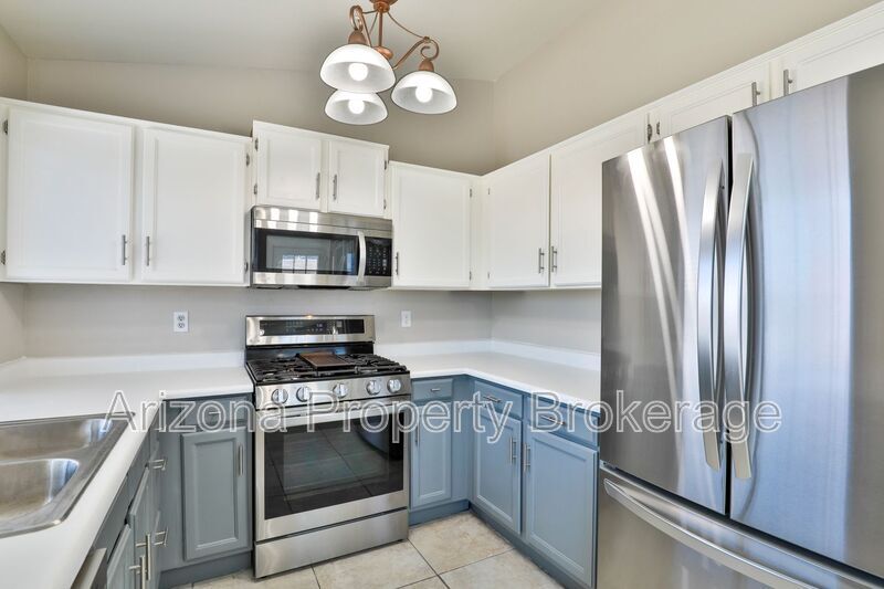 Foto principal - 1638 E. Darrel Rd.