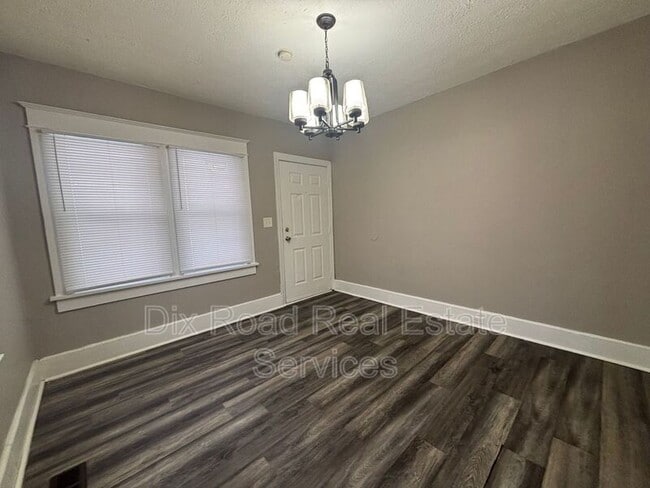 Foto del edificio - 3018 Tytus Ave