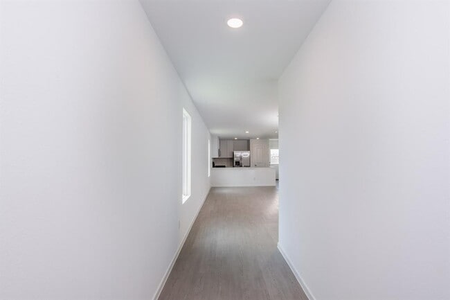 Building Photo - 640 Magnolia Creek Dr