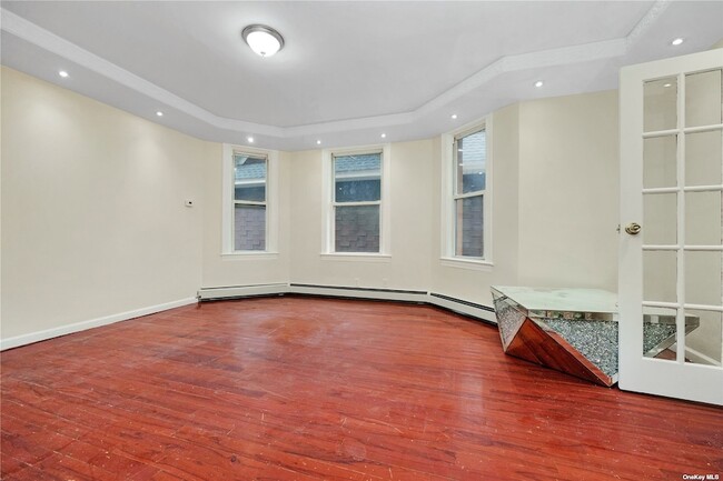 Building Photo - 85-30 108th St