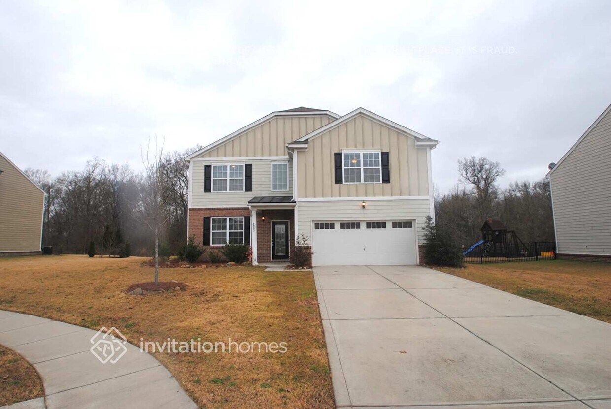 Foto principal - 8003 Blue Stream Ln