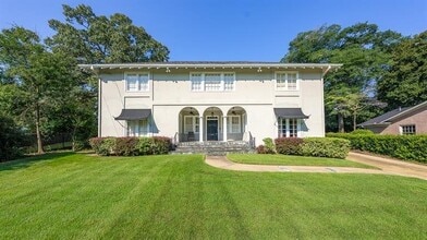 Building Photo - 1711 Stark Ave