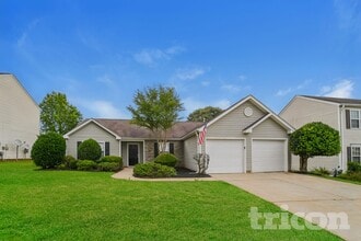 Building Photo - 9728 Avensong Crossing Dr