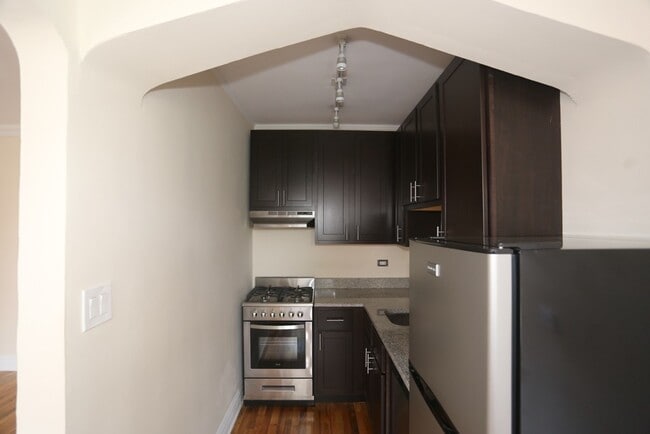 Foto del edificio - 4742 N Hermitage Ave