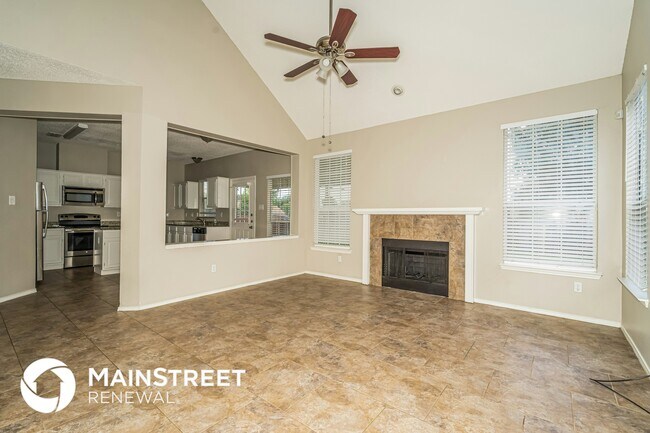 Building Photo - 7501 Meadow Creek Dr