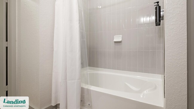 Foto del edificio - 12020 Brush Hl Rd