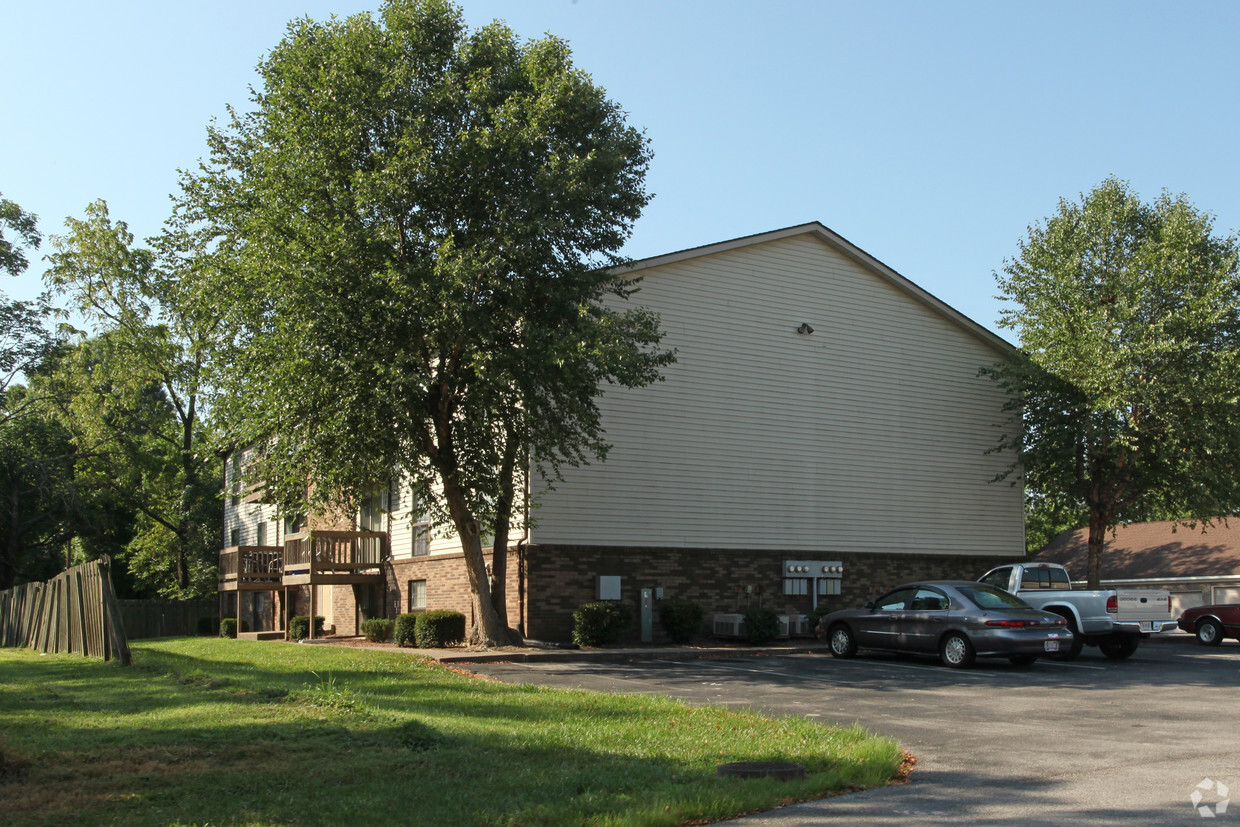 Building Photo - Lone Star Apartments