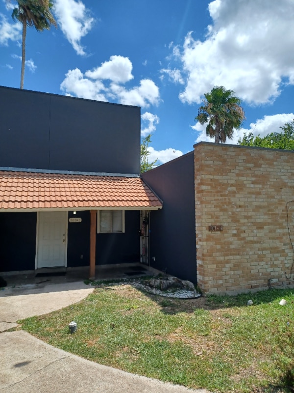 Building Photo - 307 Bolivar Ave