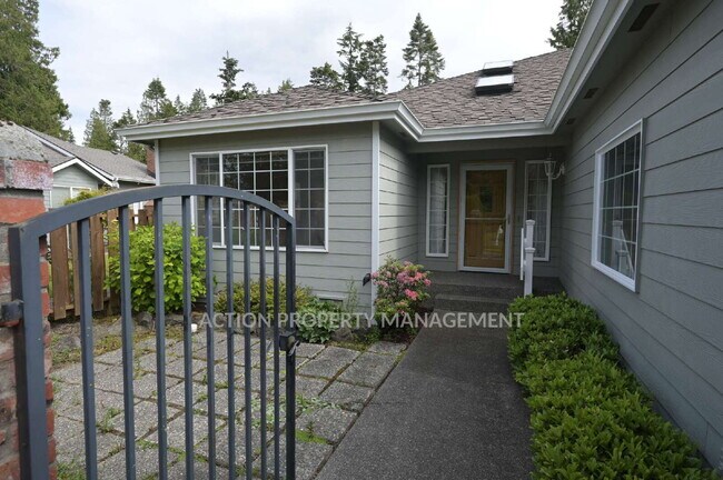Foto del edificio - 2 bed + office, 2 bath, 2 car garage condo in Sunland