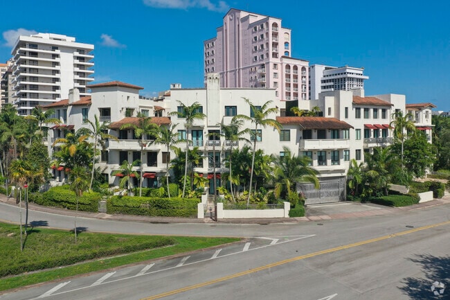 Avignon in the Gables