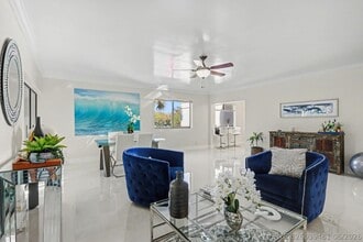 Building Photo - 403 Longboat Ln W