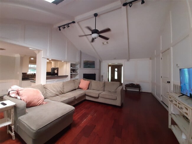 Foto del edificio - 1558 O'Connor Dr