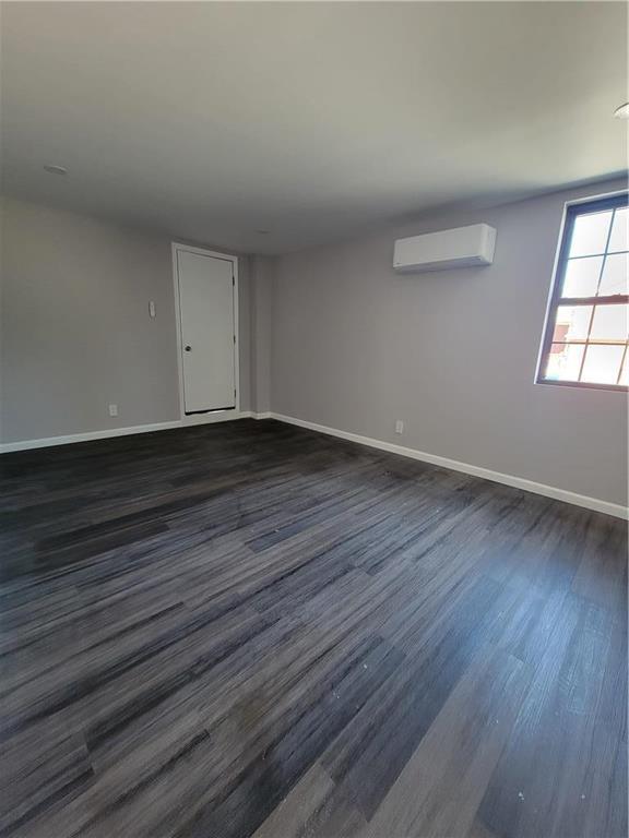 Bedroom 1 - 148 S 7th St