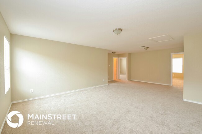 Building Photo - 7902 Mustang Canyon