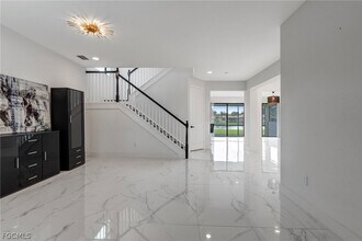 Building Photo - 11604 Meadowrun Cir
