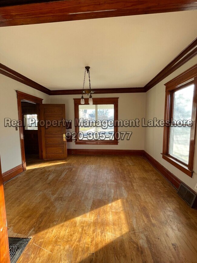 Building Photo - 4 Bedroom, 1 Bathroom House for Rent | Gre...