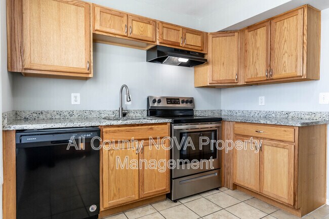 Foto del edificio - 1438 Cottonwood Ct