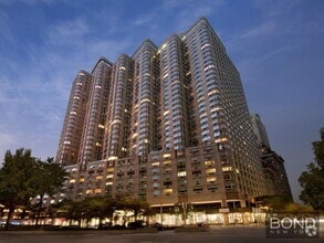 Building Photo - 30 W 63rd St
