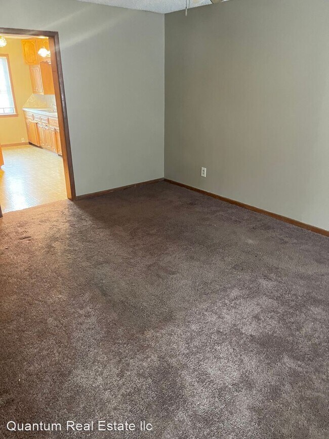 Building Photo - 2 br, 1.5 bath House - 2221 NORTH 47TH
