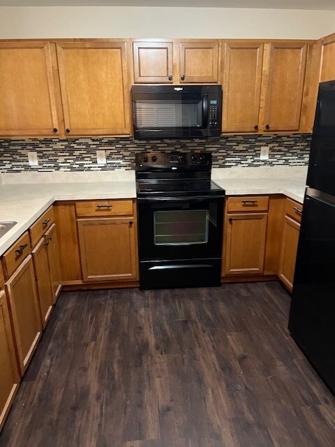 Building Photo - 236 Bertram Dr
