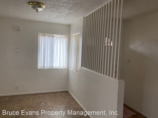 Foto del edificio - 3 br, 2 bath House - 3319 S Hall