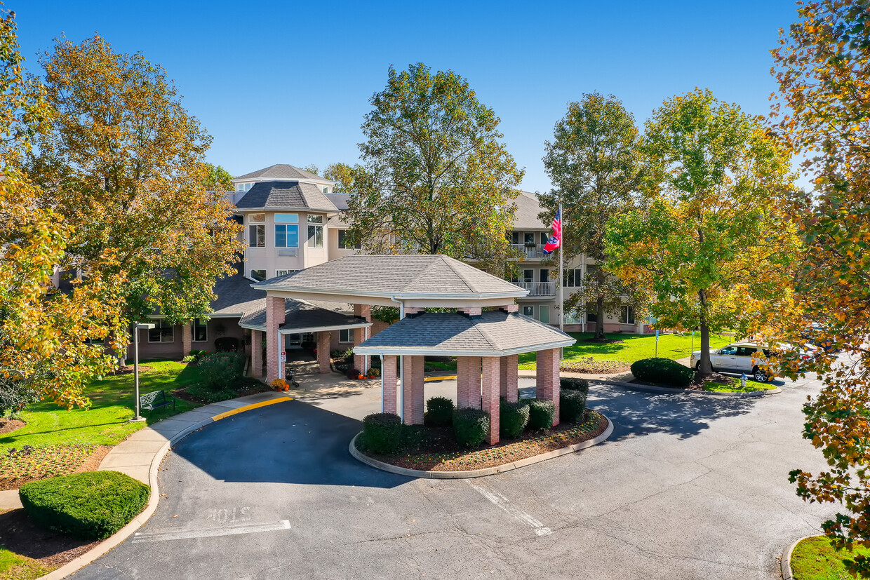 Primary Photo - Manor at Steeplechase Senior Living