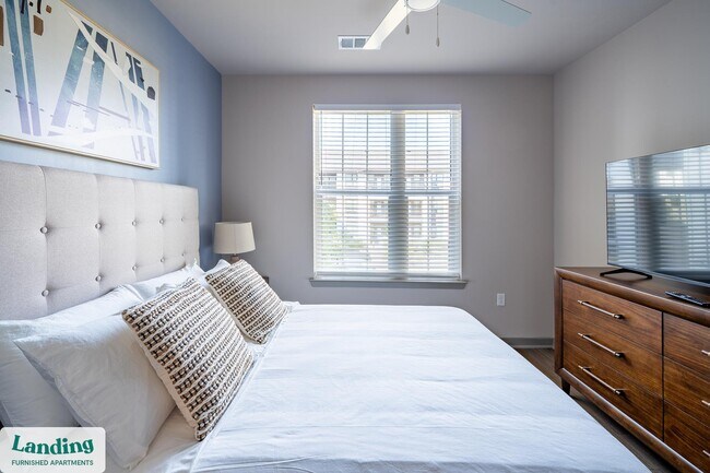 Foto del edificio - 1559 W 9 Mile Rd