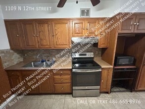 Building Photo - 1109 N 12th St