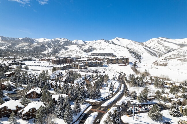 Overview of the Park City neighborhood located within Park City, Utah.