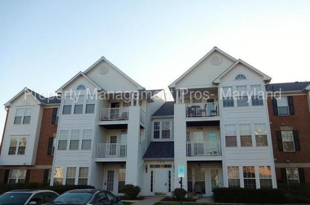 Building Photo - 705 Harvest Run Dr