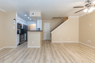 Building Photo - 14600 Fonmeadow Dr