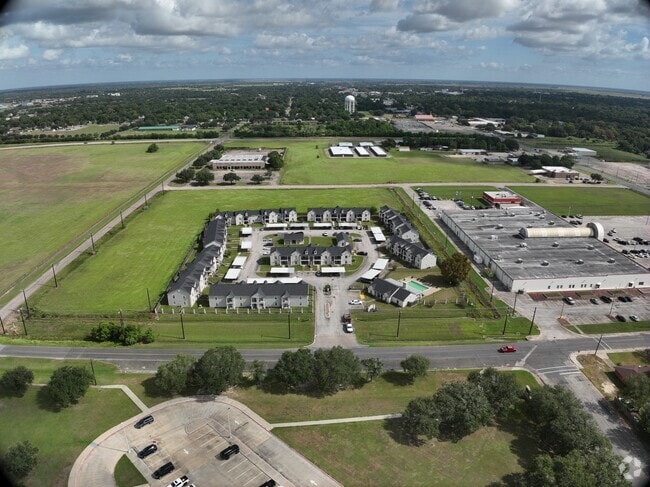 3D Exterior - Bay Ranch Apartments