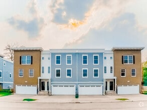 Building Photo - 519 Highlands Pkwy