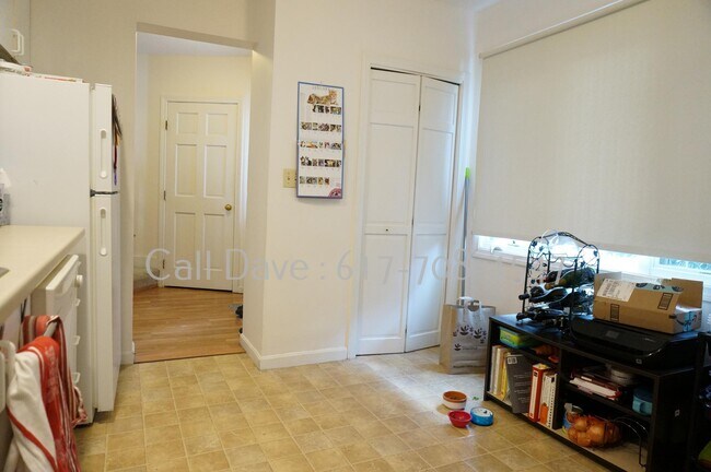 Building Photo - 7 Etna St