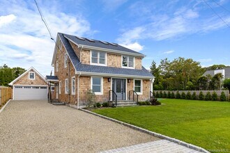 Building Photo - 10 Sagamore Rd