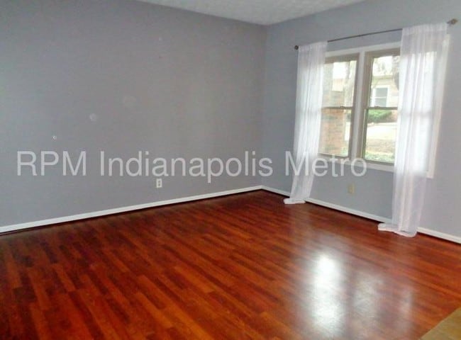 Building Photo - 9511 Maple Way