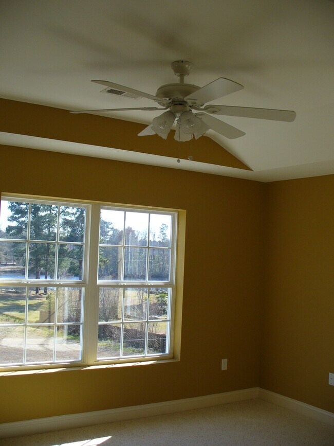 Building Photo - 3706 Chapel Ln