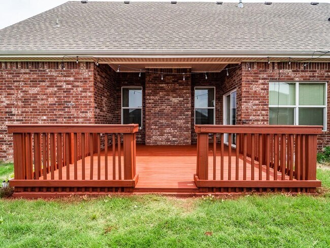 Foto del edificio - 4204 SW Hollyhock St