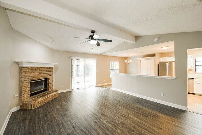 Building Photo - 2877 Tuscarora Tr