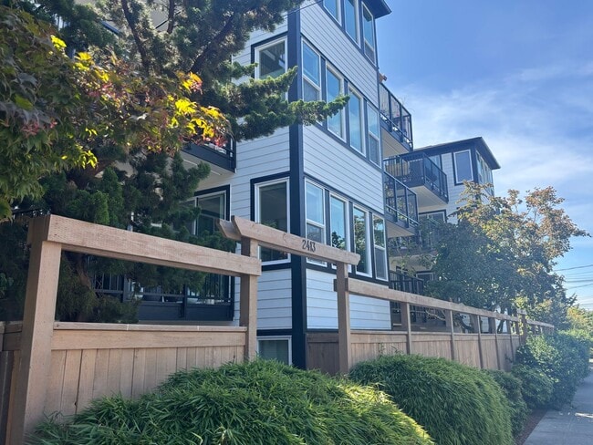 Building Photo - 2417 NW 59th St