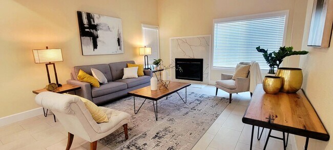 Foto del edificio - 1146 Rosebriar Way