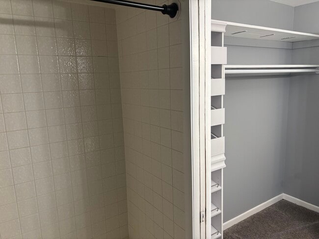 Building Photo - 787 Wilson Ave