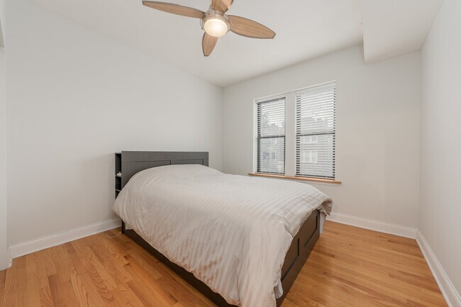 Foto del edificio - 4016 N Spaulding Ave