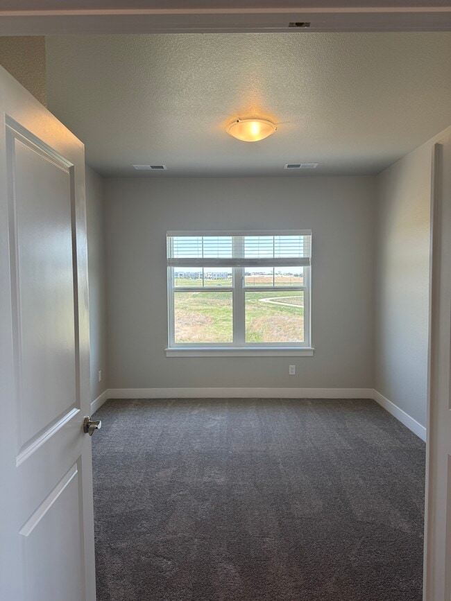 Building Photo - 4260 Vulcan Creek Dr