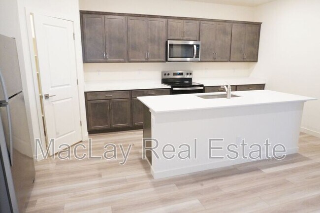 Foto del edificio - 4023 N Ghost Holw Wy