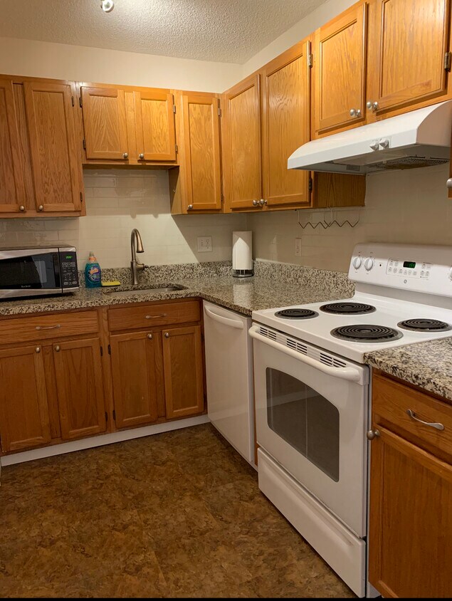 35 Prospect St Unit 110, Woburn, MA 01801 Condo for Rent in Woburn, MA